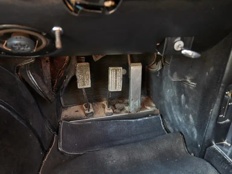 1970 Aston Martin DB6 Vantage - Image 19 of 28