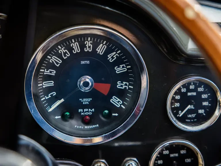 1970 Aston Martin DB6 Vantage - Image 20 of 31