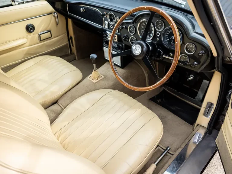 1970 Aston Martin DB6 Vantage - Image 5 of 31