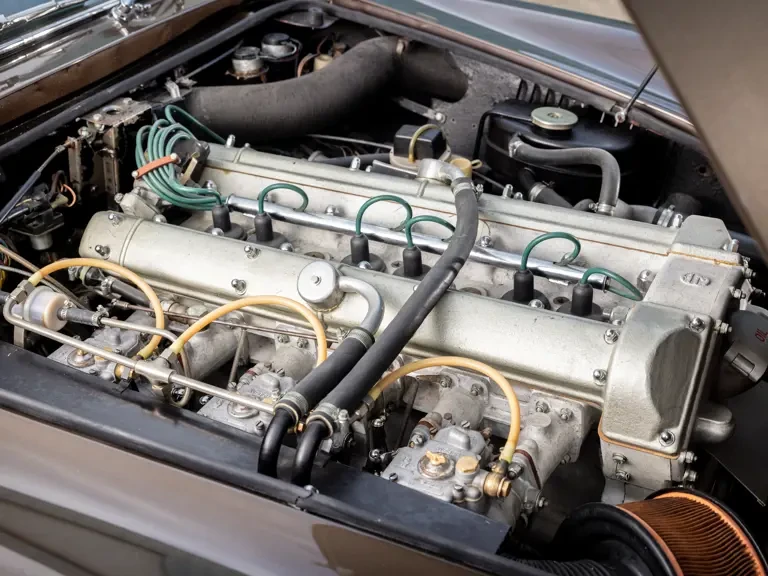1970 Aston Martin DB6 Vantage - Image 4 of 31