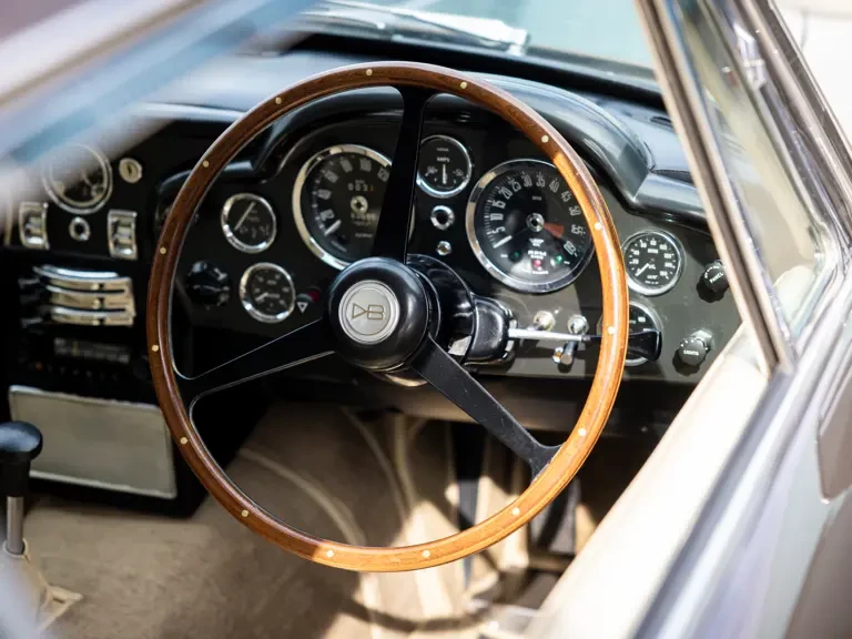 1970 Aston Martin DB6 Vantage - Image 10 of 31