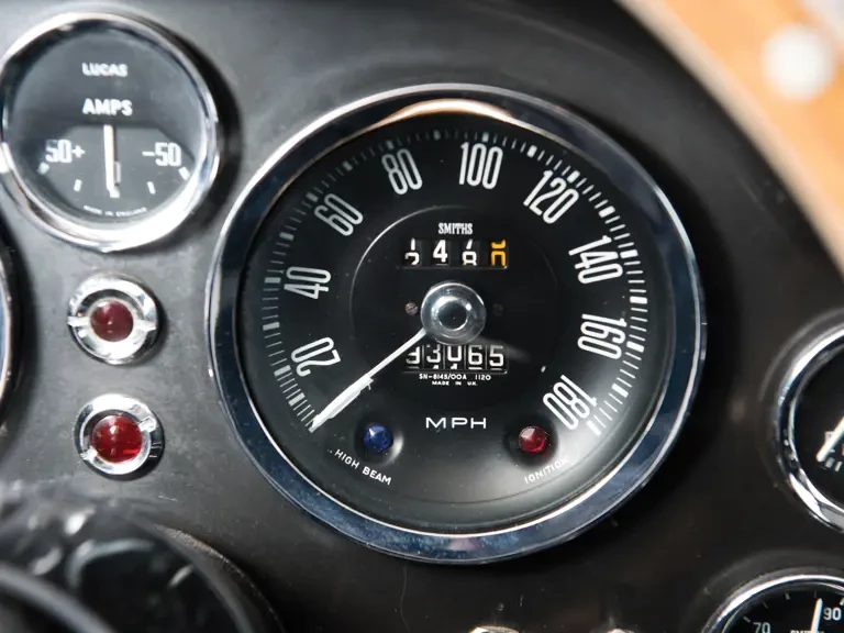 1970 Aston Martin DB6 - Image 23 of 31