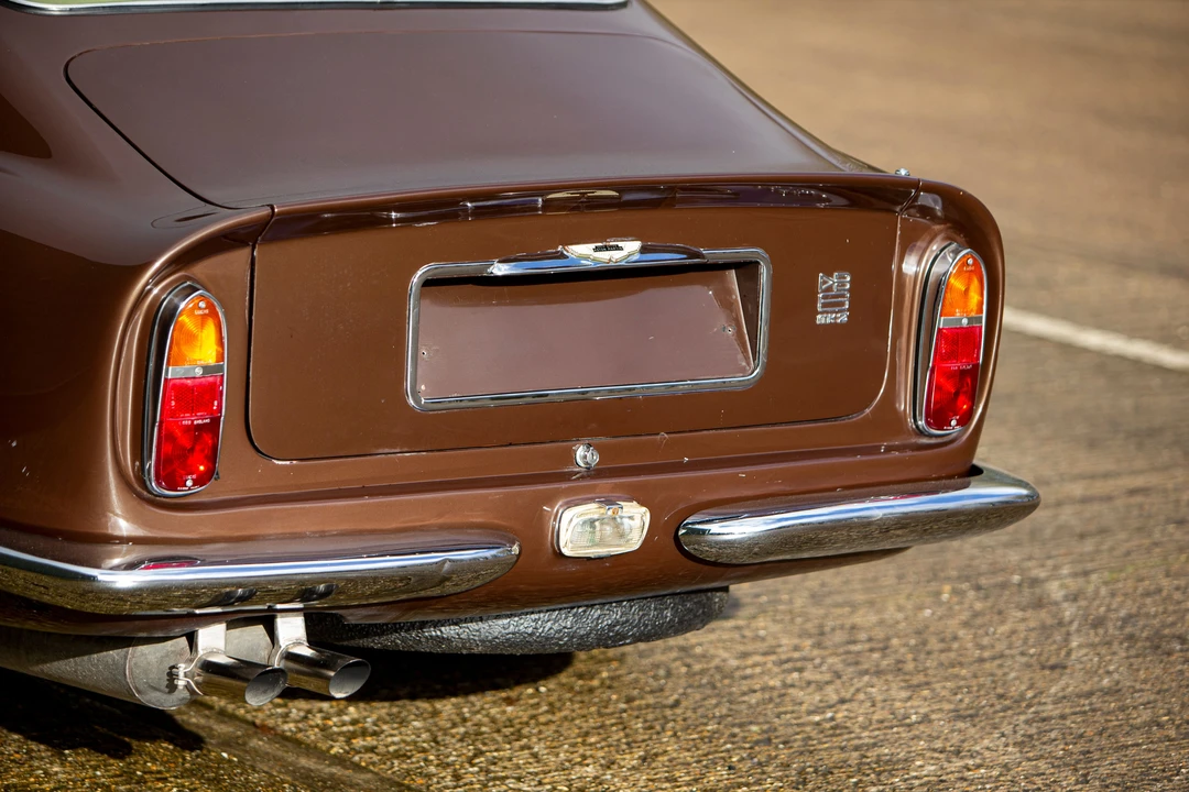 1970 Aston Martin DB6 - Image 29 of 31