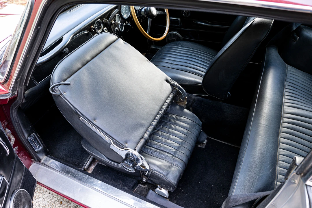 1970 Aston Martin DB6 - Image 24 of 31