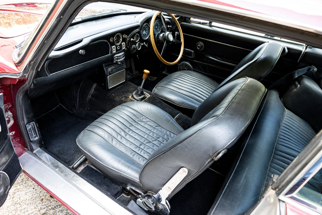 1970 Aston Martin DB6 - Image 28 of 31
