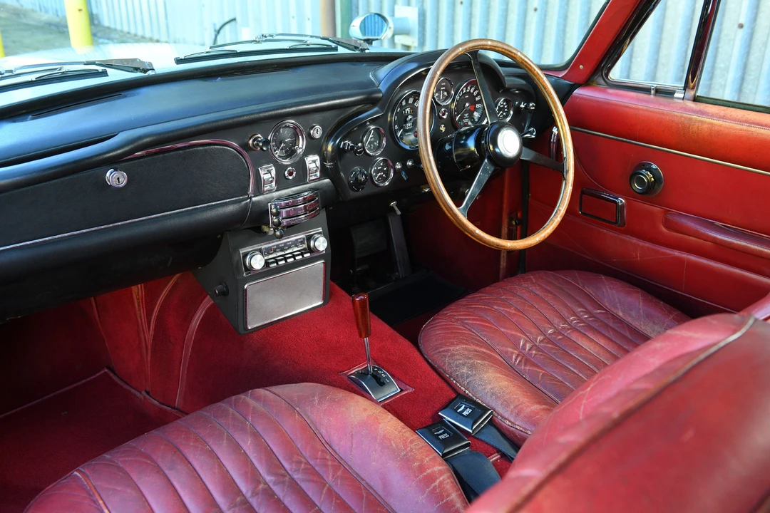 1970 Aston Martin DB6 - Image 18 of 31