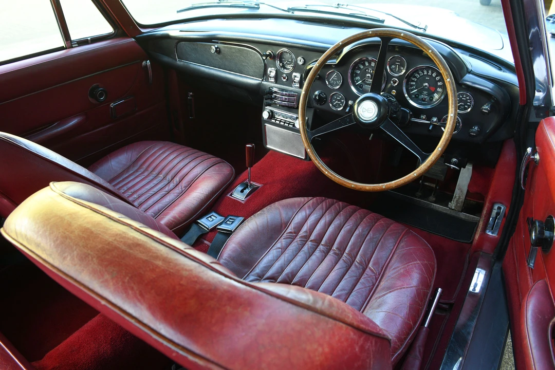 1970 Aston Martin DB6 - Image 29 of 31