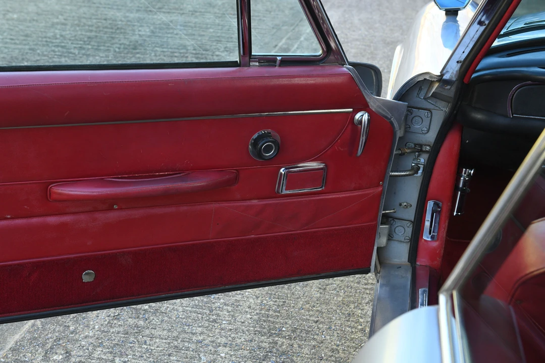 1970 Aston Martin DB6 - Image 26 of 31