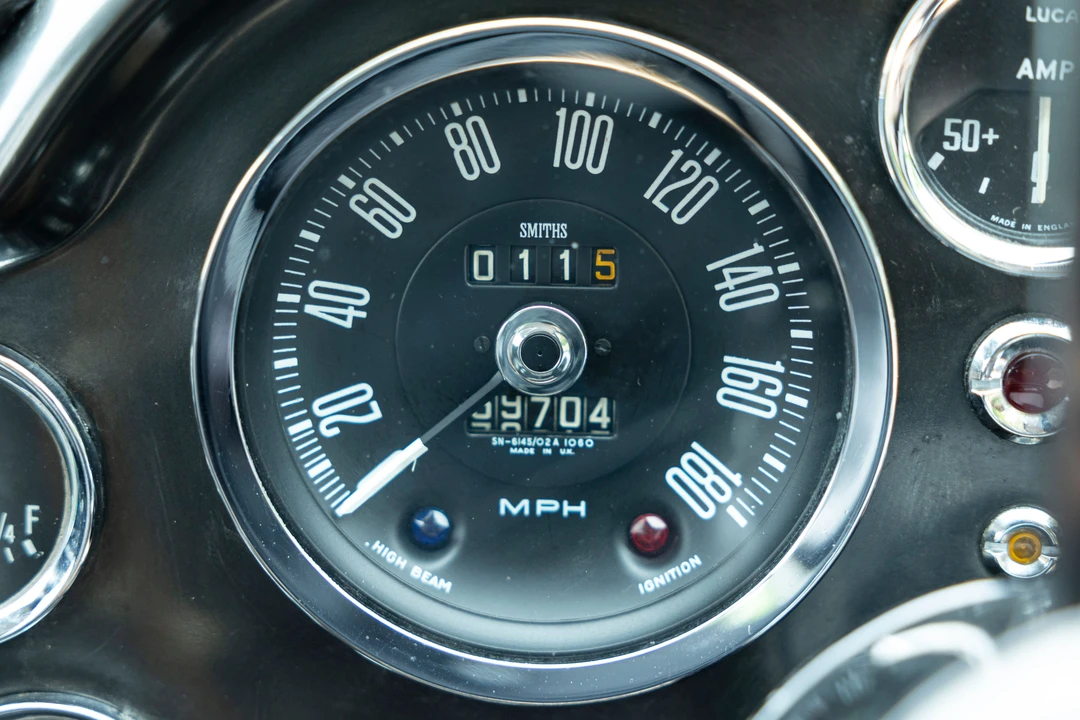 1970 Aston Martin DB6 - Image 25 of 28