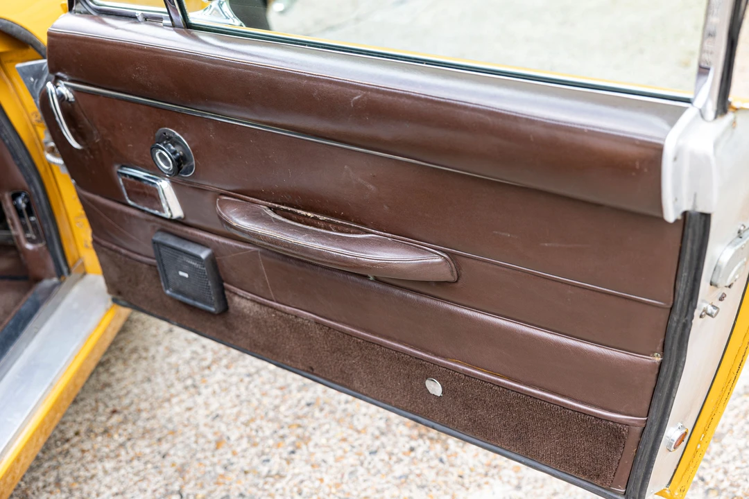 1970 Aston Martin DB6 - Image 20 of 26