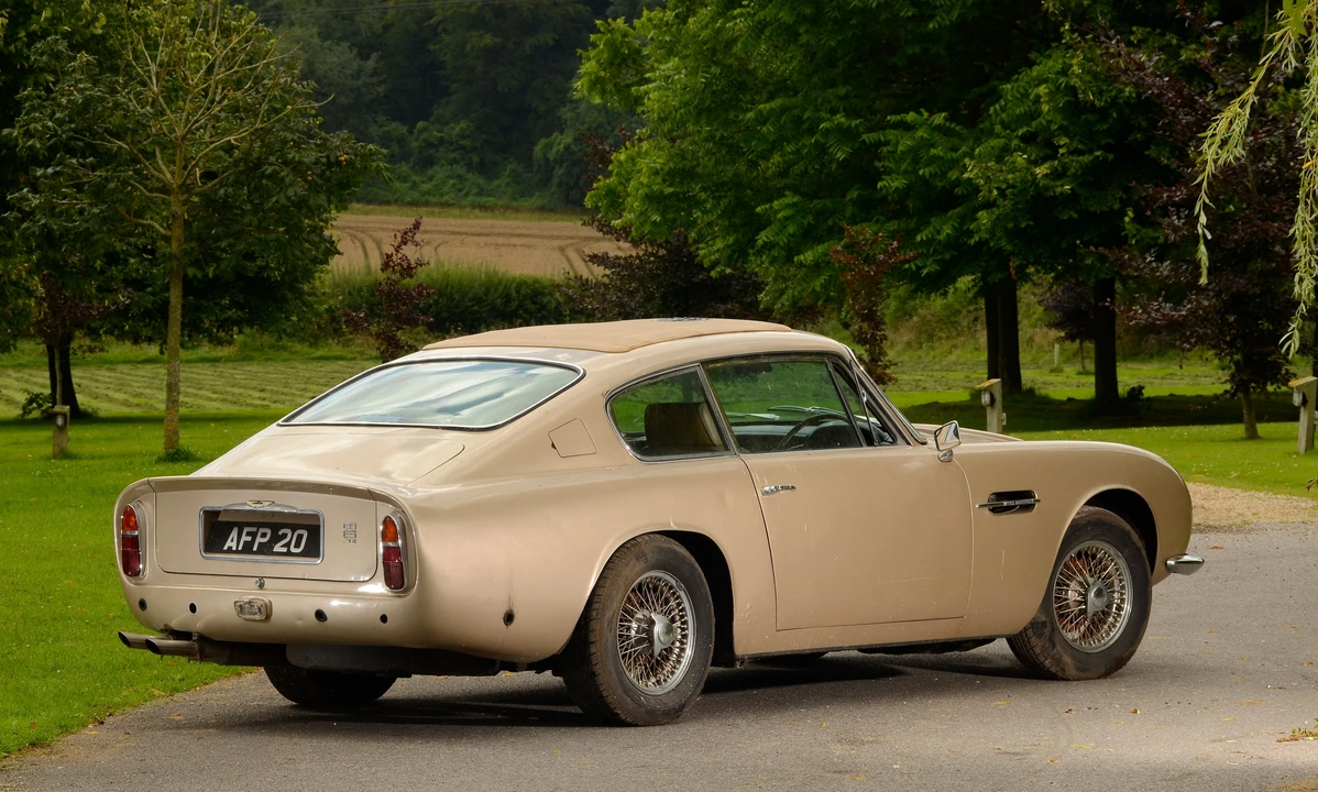 1970 Aston Martin DB6 - Image 19 of 20
