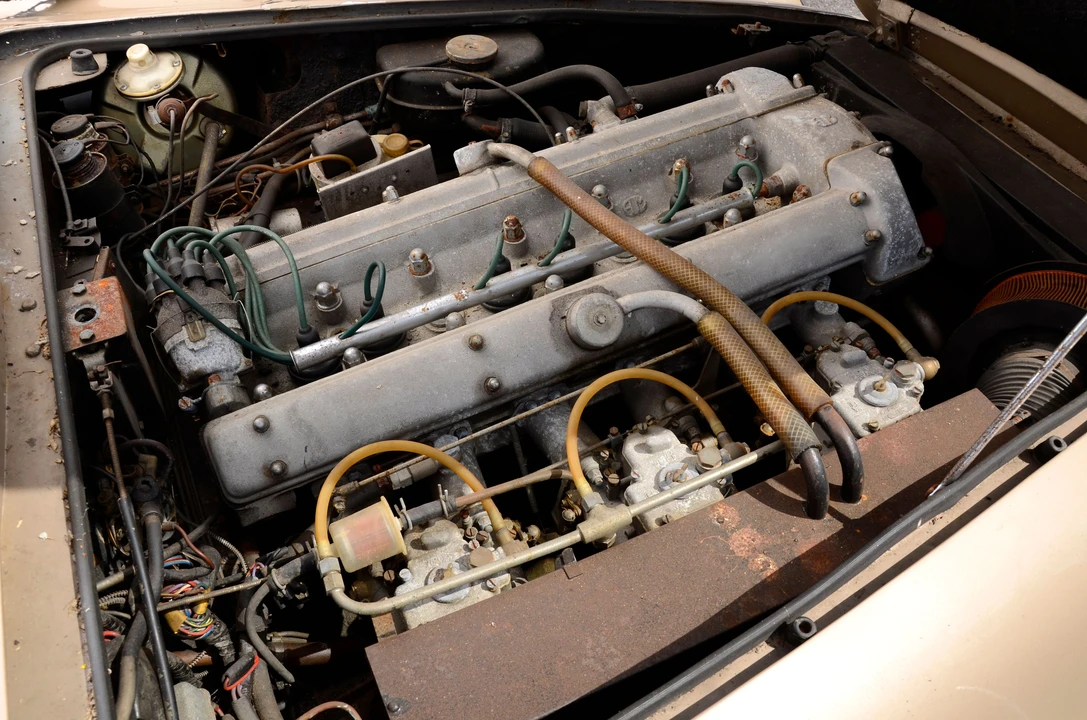 1970 Aston Martin DB6 - Image 11 of 20