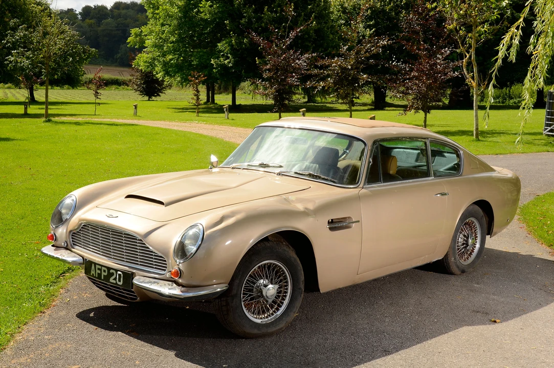 1970 Aston Martin DB6 - Image 13 of 20