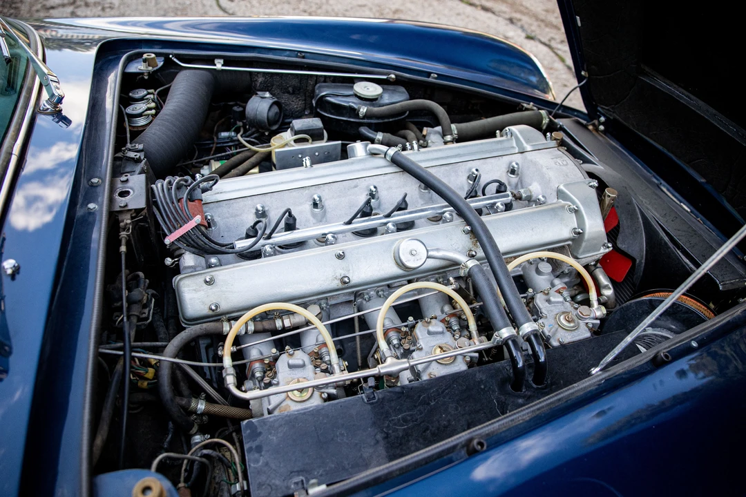1970 Aston Martin DB6 Vantage - Image 17 of 31