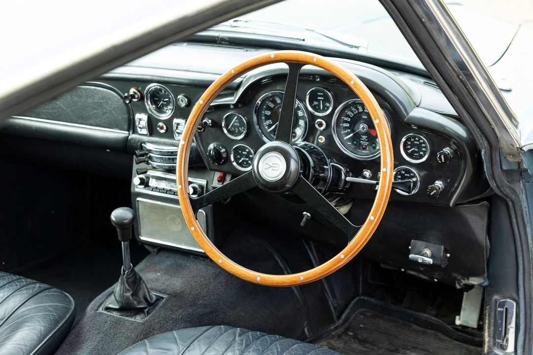 1970 Aston Martin DB6 Vantage - Image 15 of 27