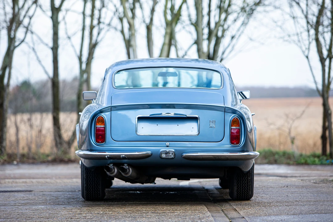 1970 Aston Martin DB6 Vantage - Image 25 of 27