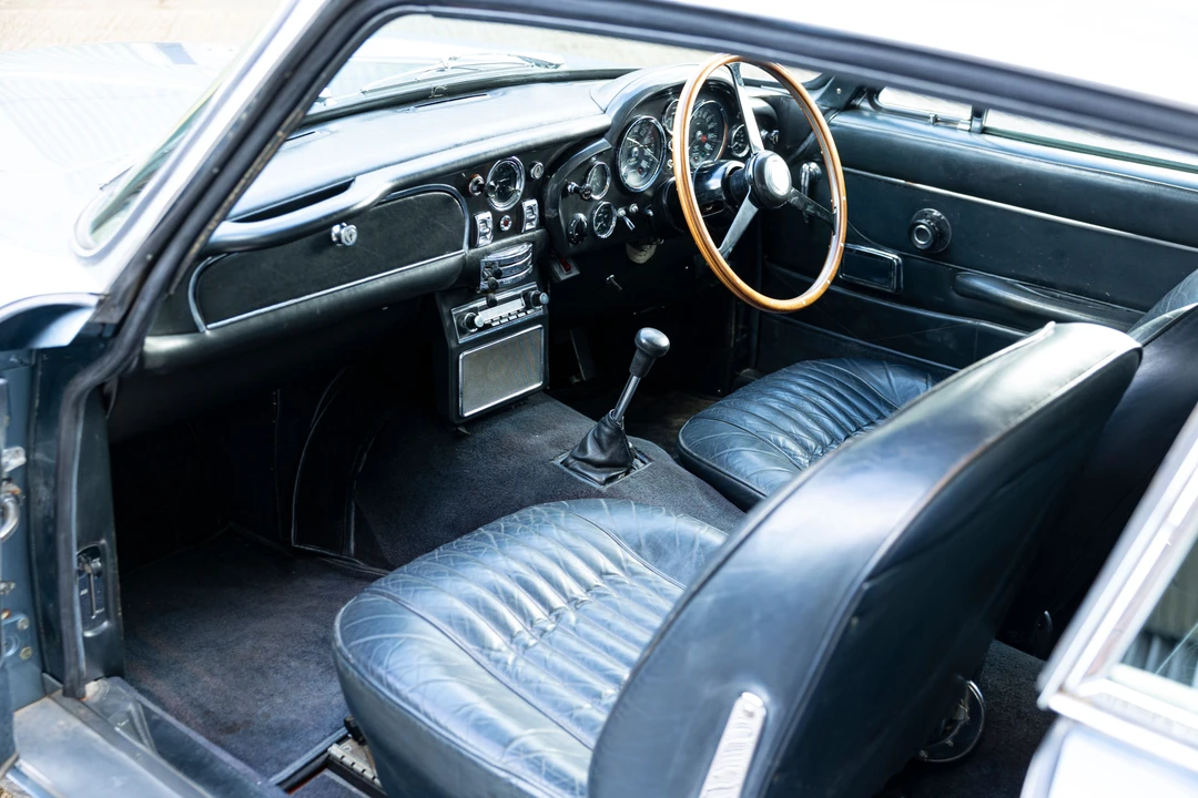 1970 Aston Martin DB6 Vantage - Image 9 of 27