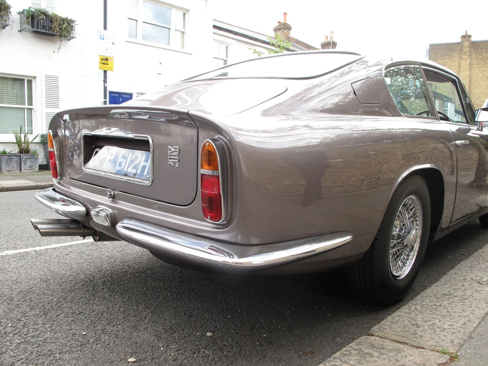 1970 Aston Martin DB6 Vantage - Image 3 of 6