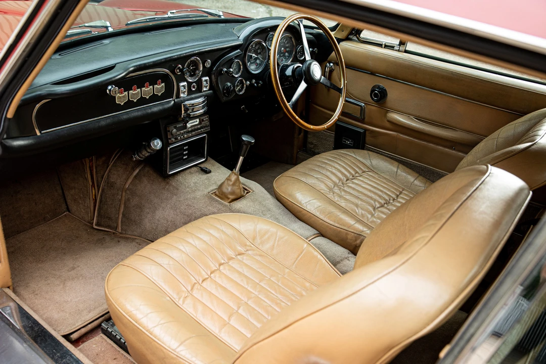 1970 Aston Martin DB6 Vantage - Image 12 of 30