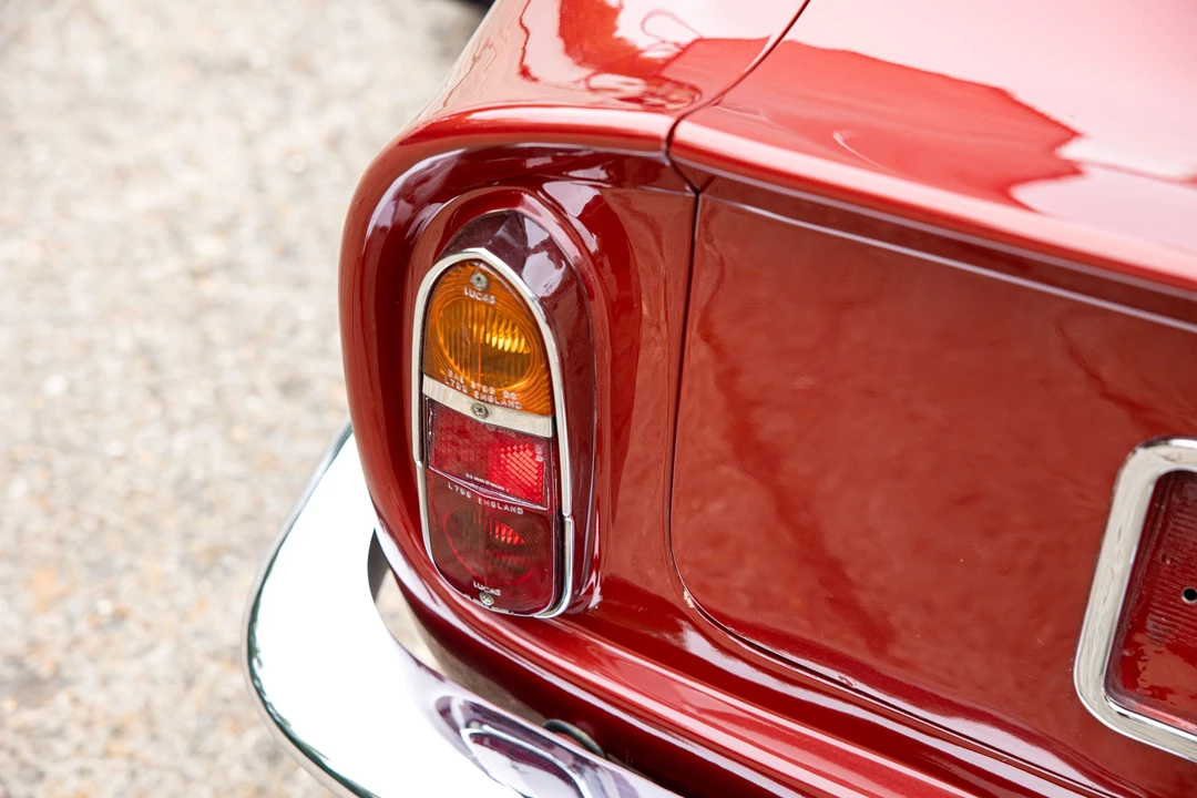 1970 Aston Martin DB6 Vantage - Image 16 of 30