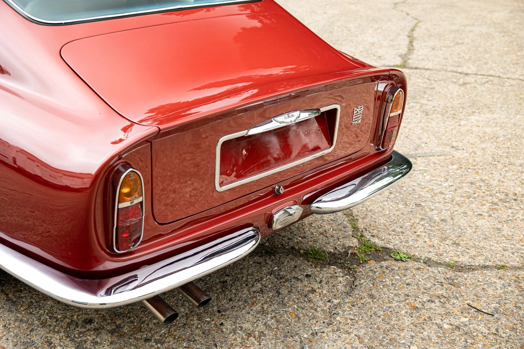 1970 Aston Martin DB6 Vantage - Image 2 of 30