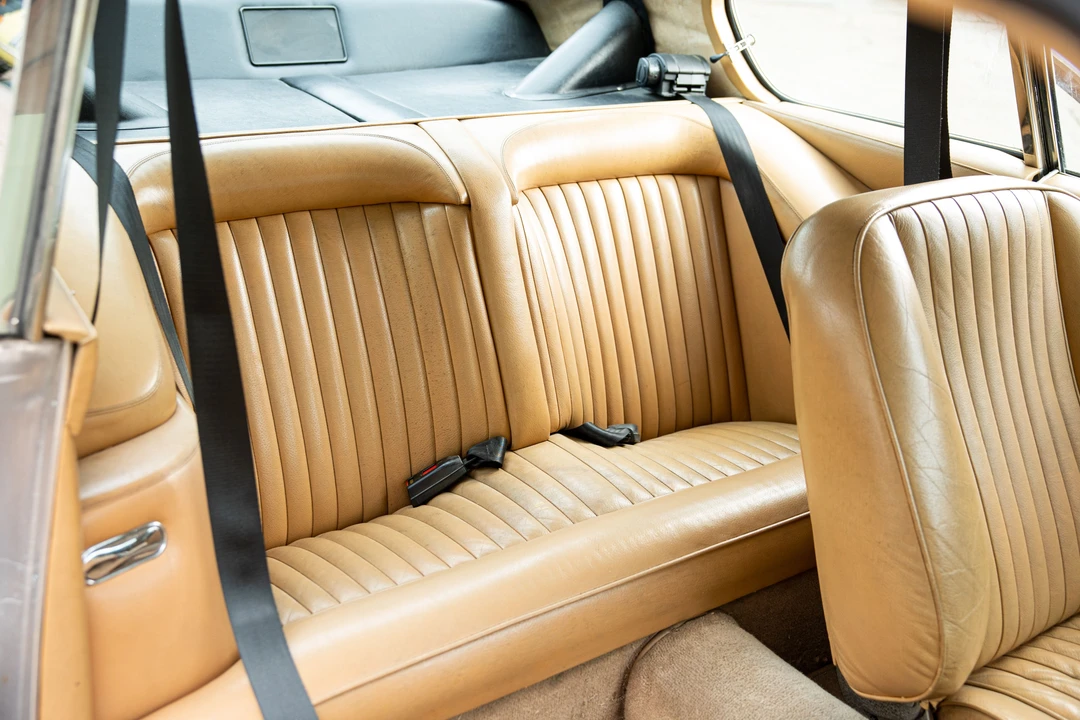 1970 Aston Martin DB6 Vantage - Image 14 of 30