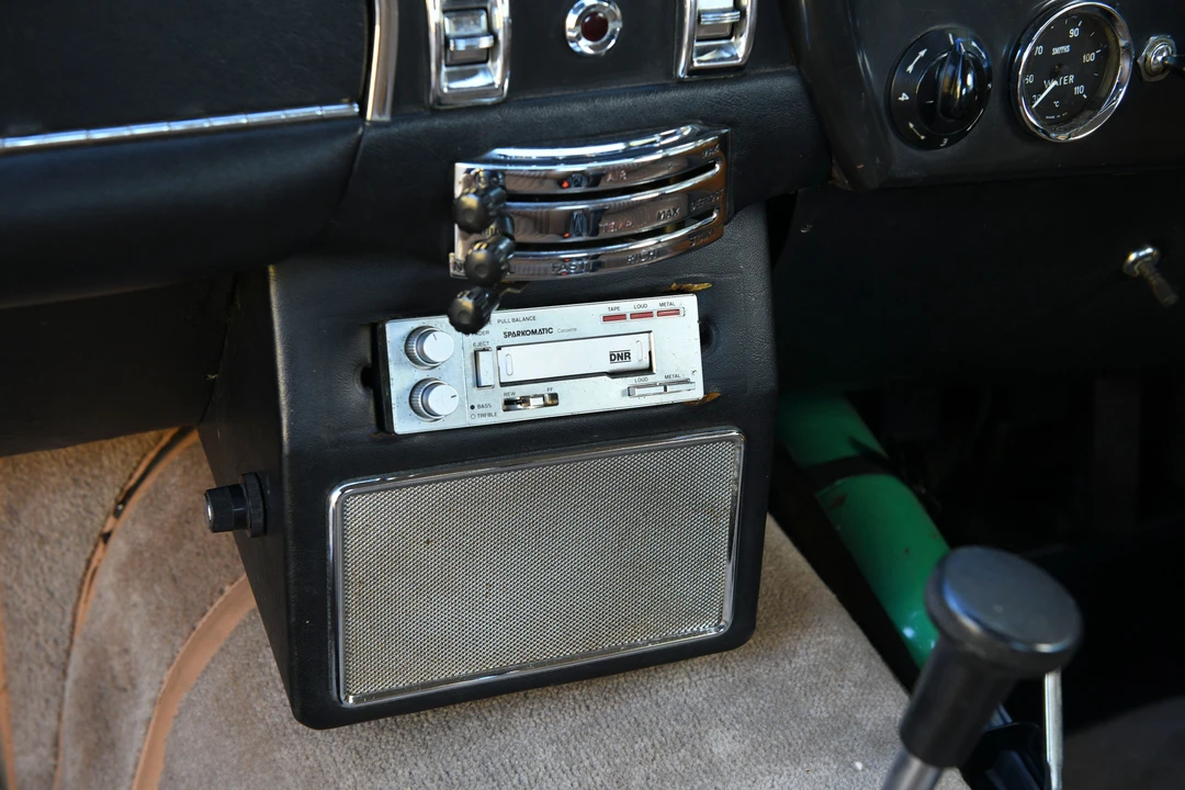 1970 Aston Martin DB6 Vantage - Image 9 of 31