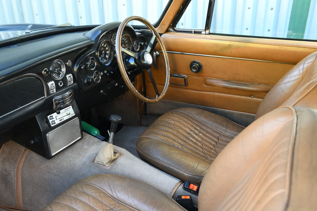 1970 Aston Martin DB6 Vantage - Image 14 of 31