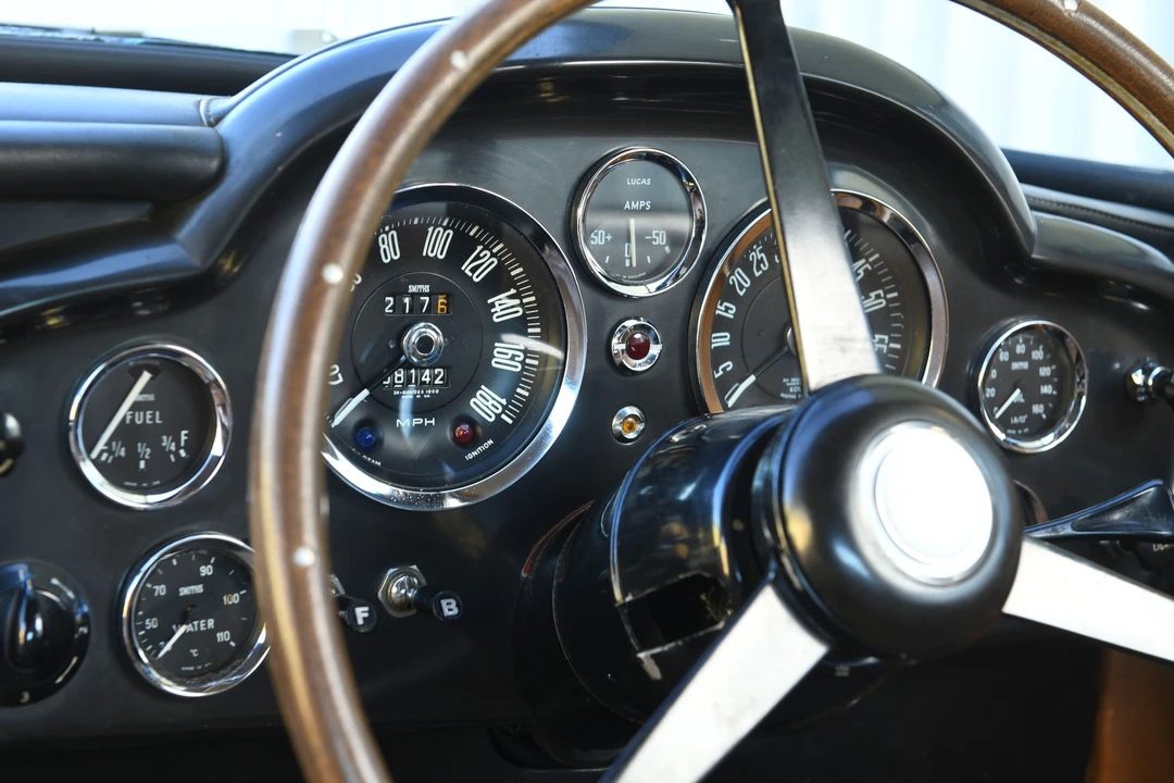1970 Aston Martin DB6 Vantage - Image 6 of 31