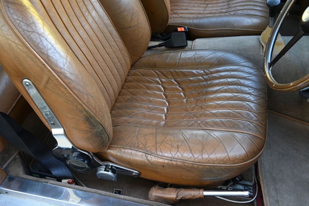 1970 Aston Martin DB6 Vantage - Image 20 of 31