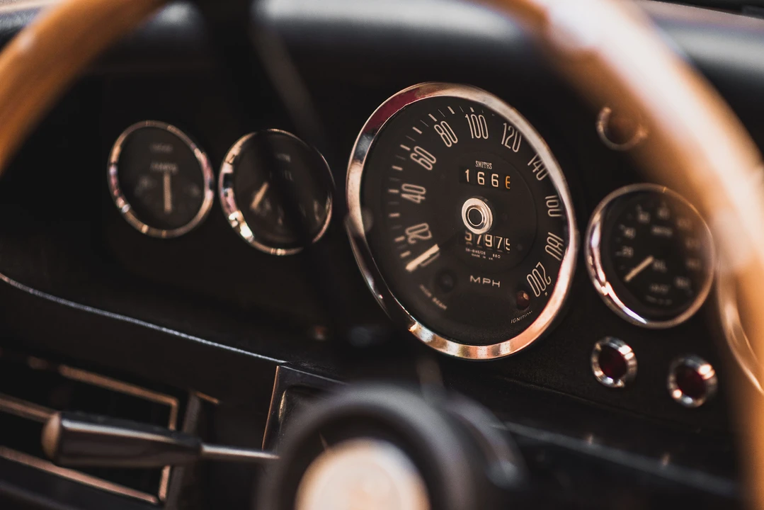 1970 Aston Martin DBS V8 - Image 15 of 31