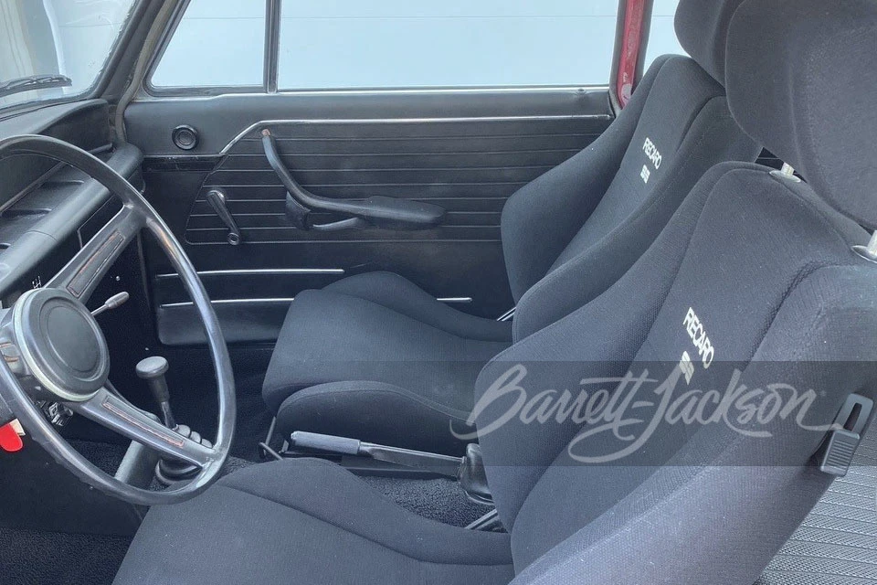 1970 BMW 2002 - Image 2 of 10