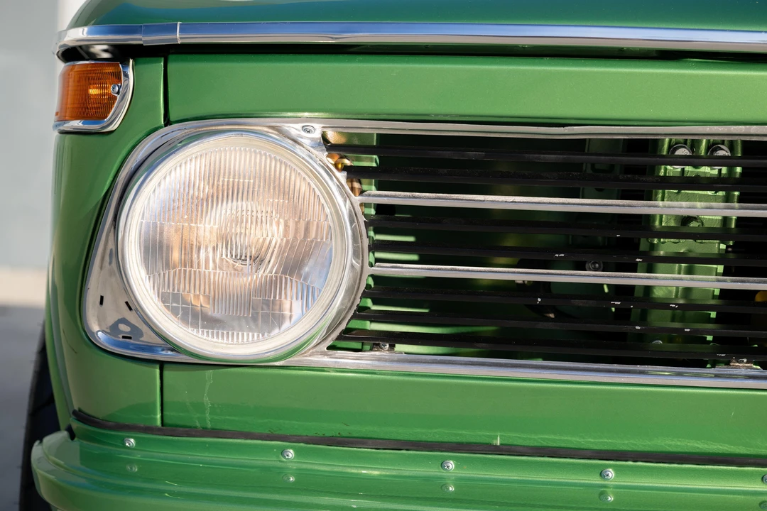 1970 BMW 2002 - Image 15 of 31