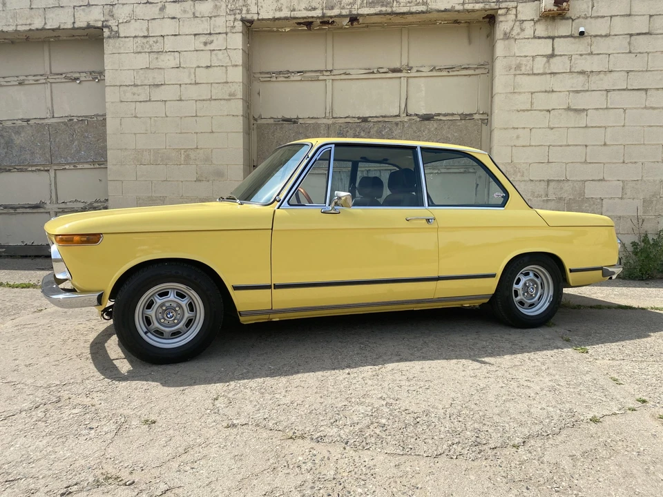 1970 BMW 2002 - Image 2 of 31