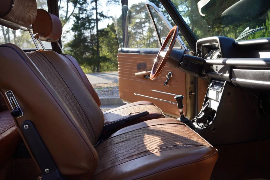 1970 BMW 2002 - Image 11 of 20
