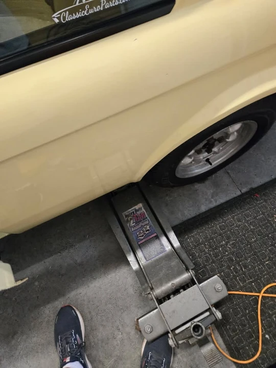 1970 BMW 2002 - Image 4 of 12
