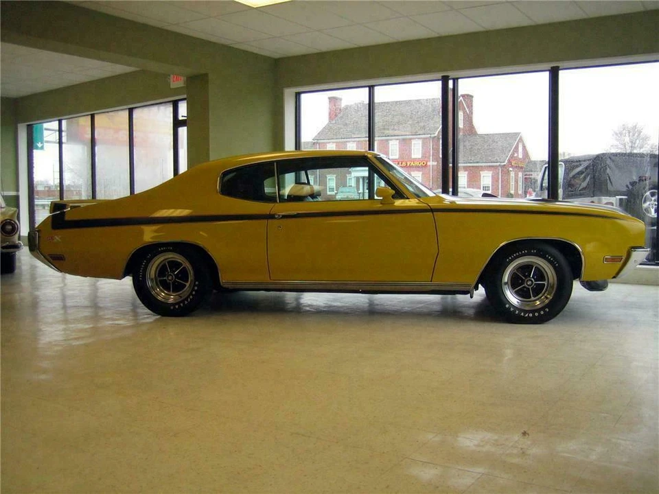 1970 Buick Gran Sport - Image 2 of 4