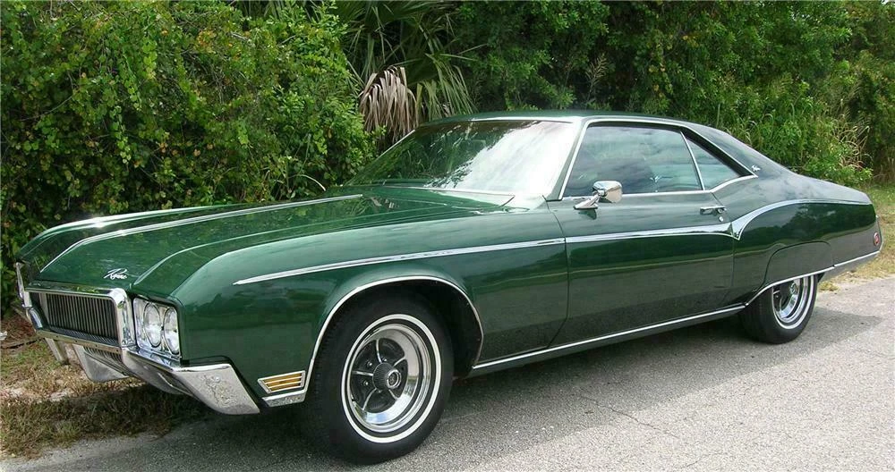 1970 Buick Riviera 2nd Gen - Image 2 of 4