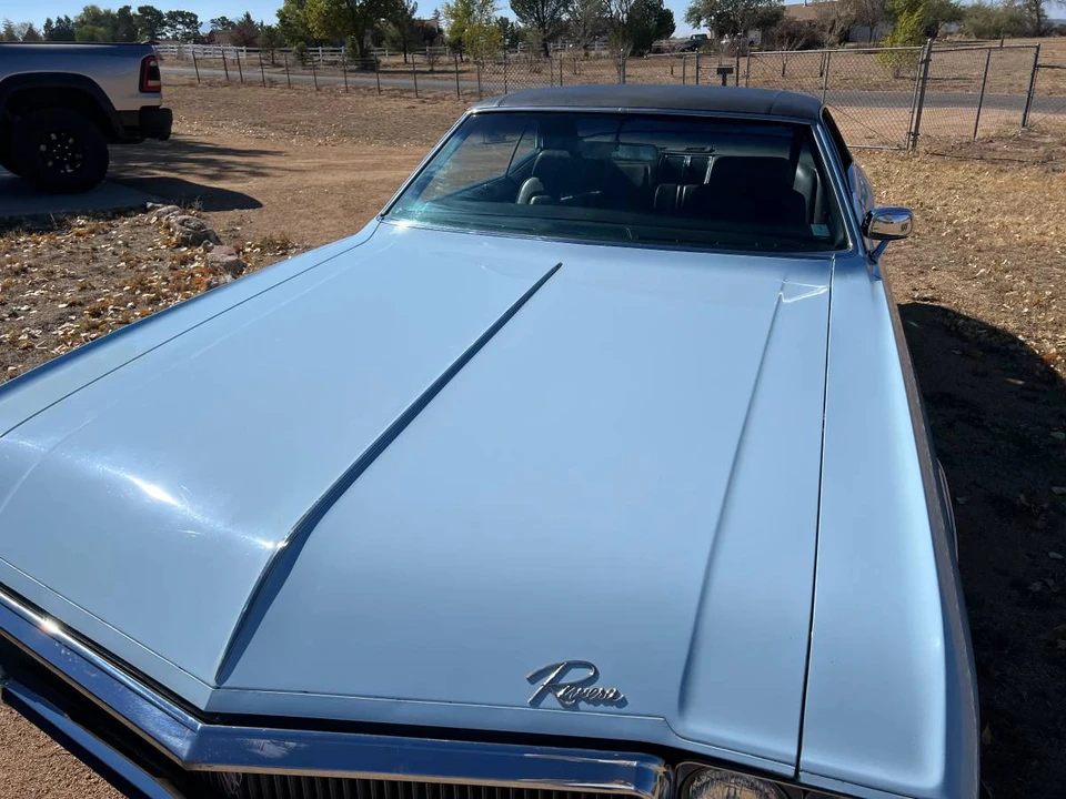 1970 Buick Riviera 2nd Gen - Image 9 of 10