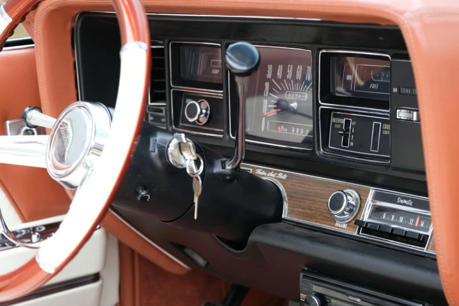 1970 Buick Electra - Image 24 of 31