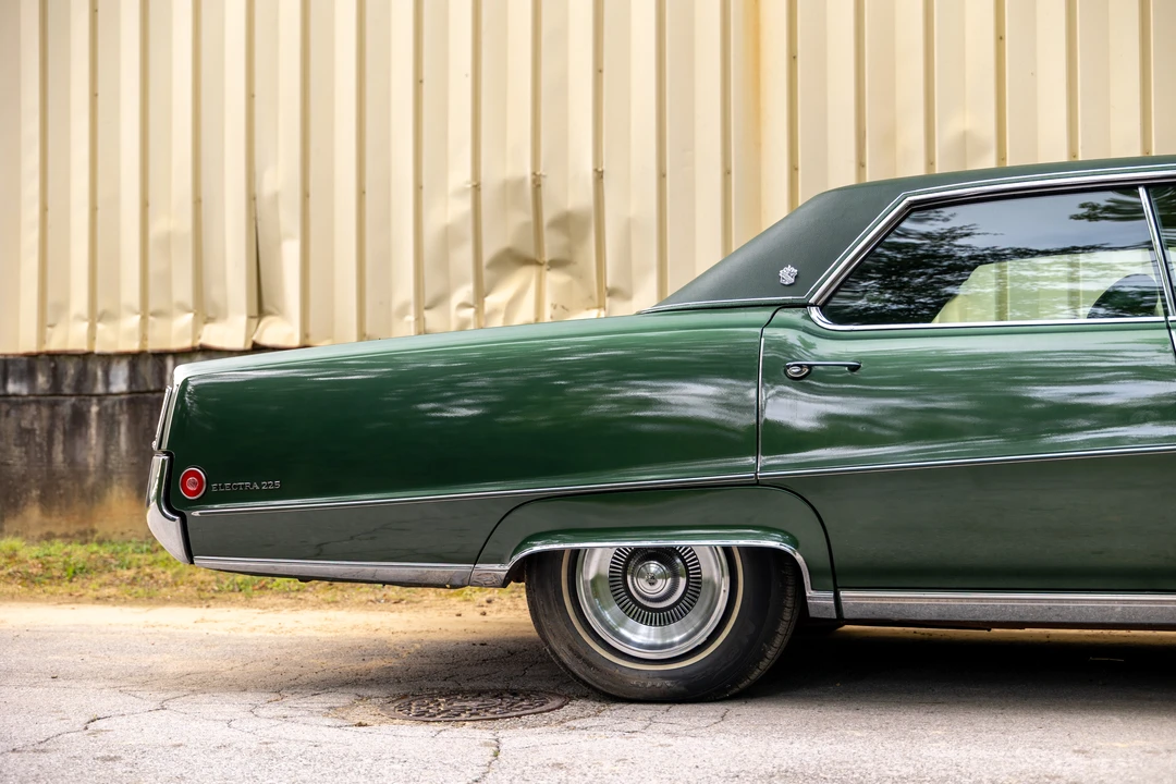 1970 Buick Electra - Image 12 of 31