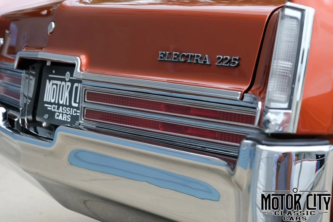 1970 Buick Electra - Image 14 of 21