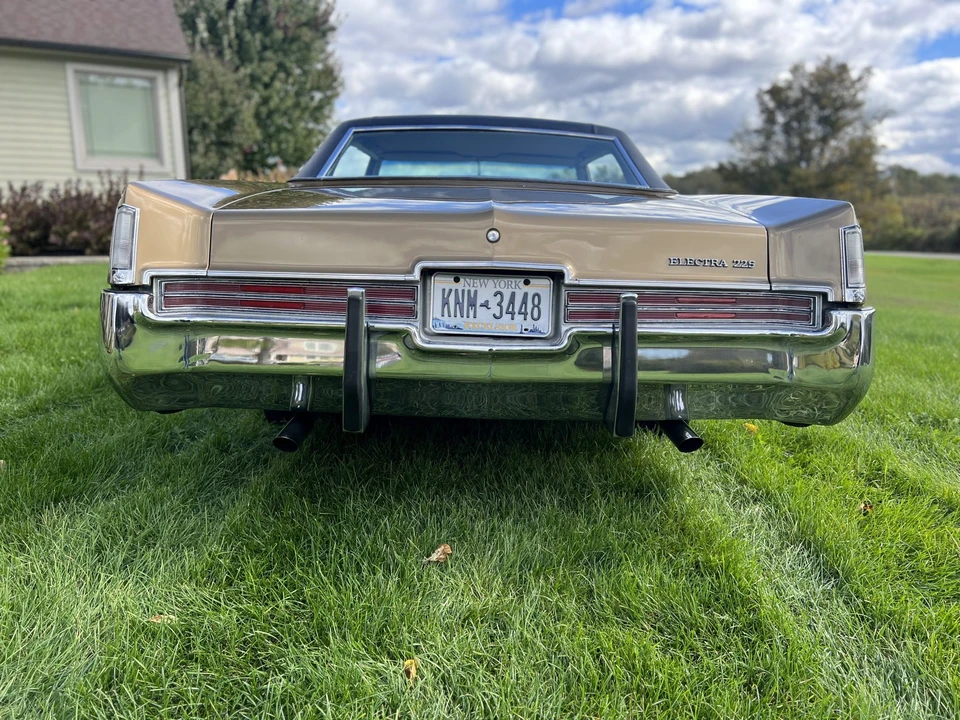1970 Buick Electra - Image 16 of 31