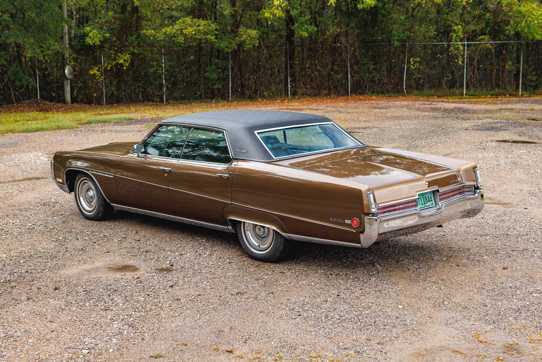 1970 Buick Electra - Image 8 of 31
