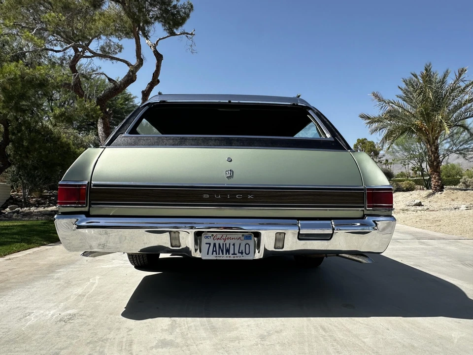 1970 Buick LeSabre - Image 22 of 31
