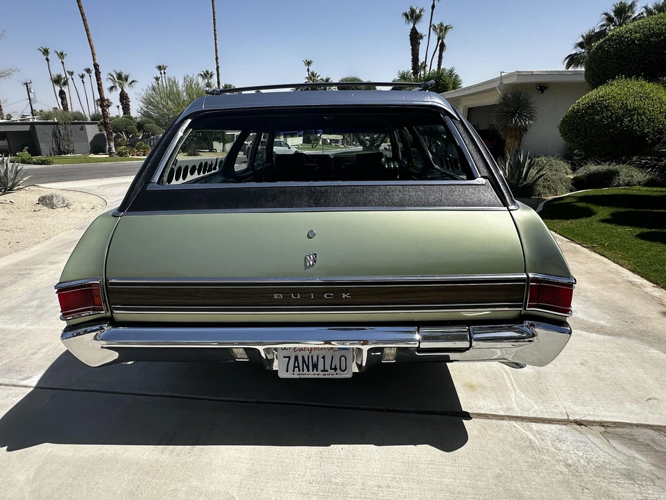 1970 Buick LeSabre - Image 23 of 31