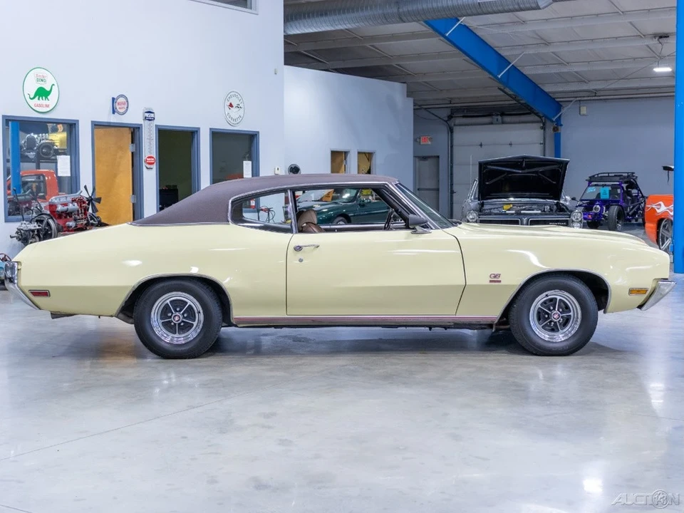 1970 Buick Gran Sport - Image 8 of 21