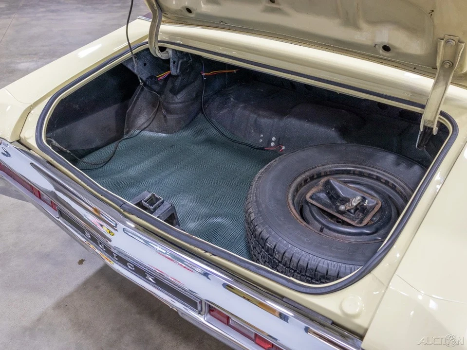 1970 Buick Gran Sport - Image 20 of 21
