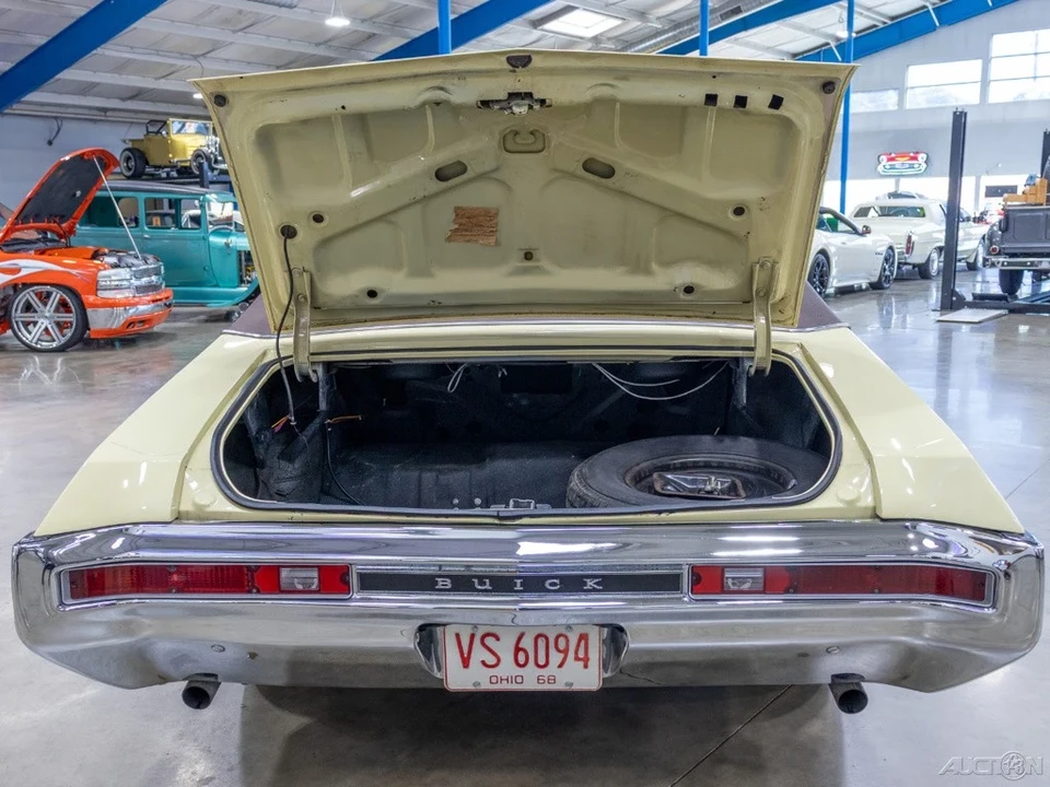 1970 Buick Gran Sport - Image 16 of 21