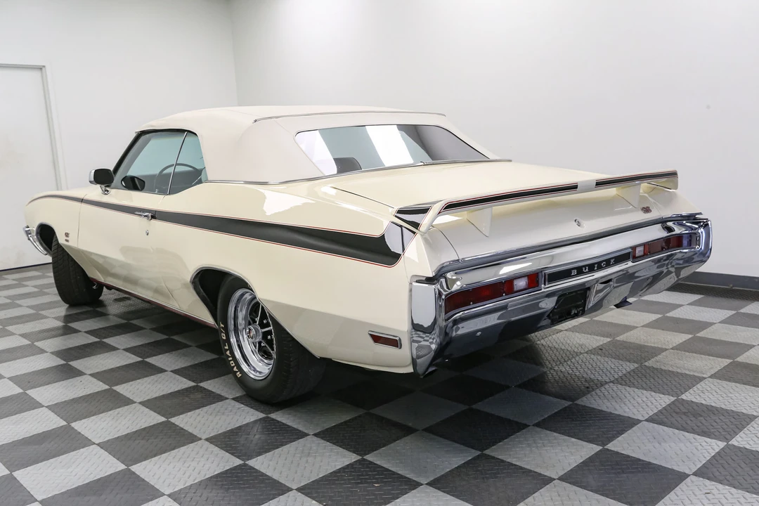 1970 Buick Gran Sport - Image 9 of 31